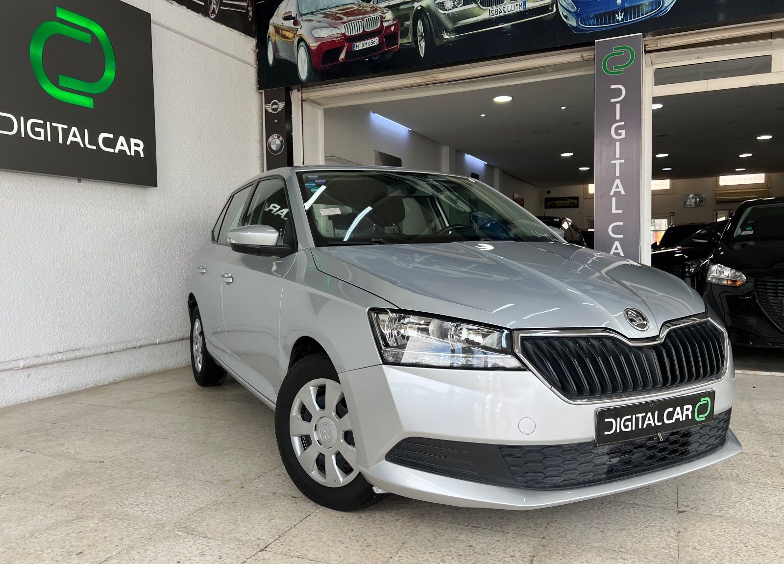 Skoda Fabia Essence à Gafsa - Photo 3