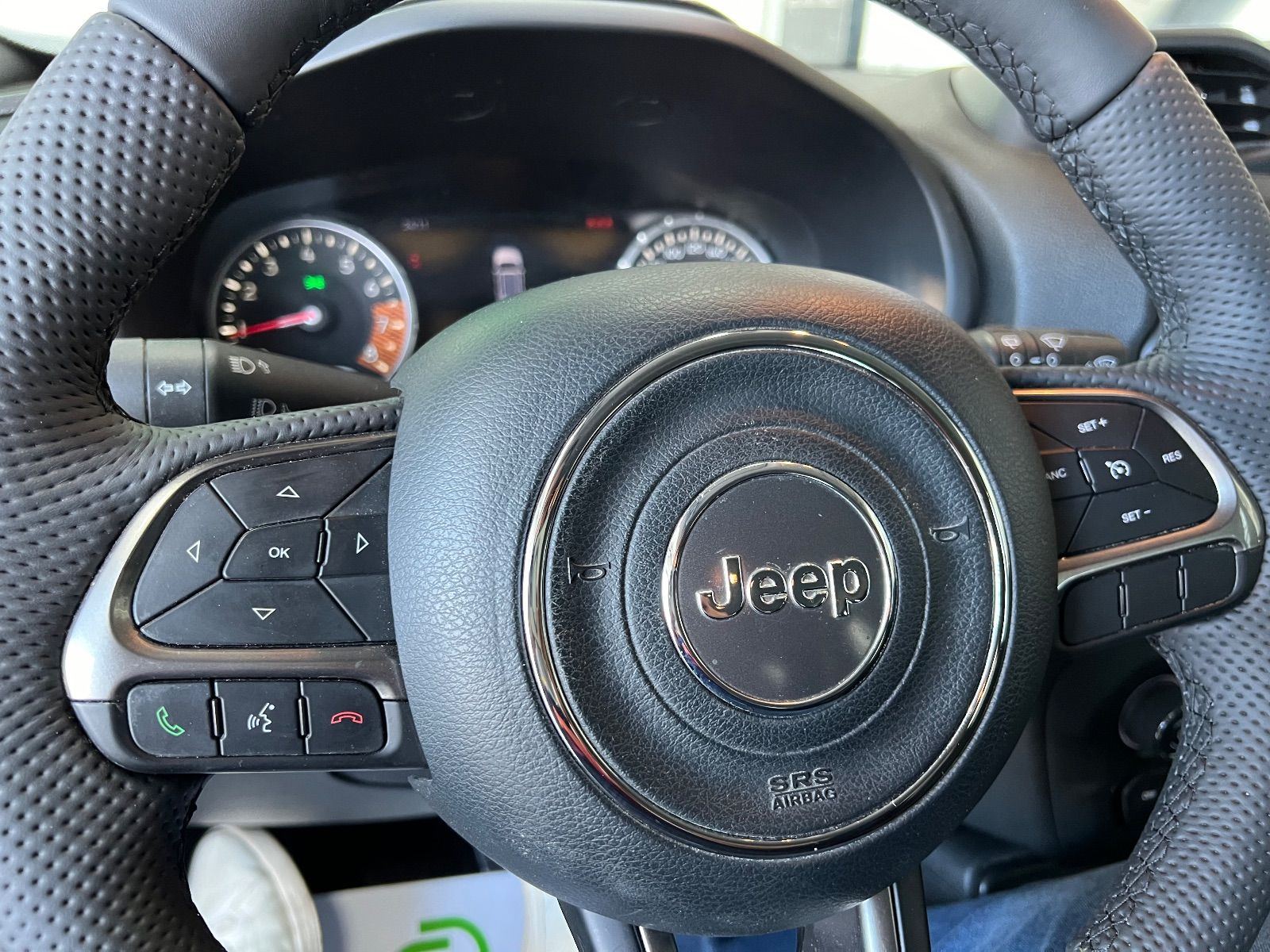 Jeep Renegade Limited à Monastir - Photo 26