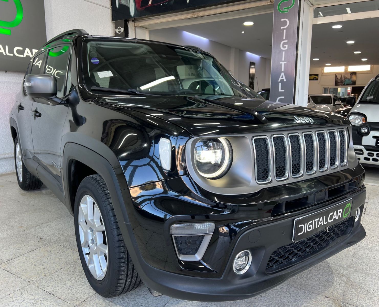 Jeep Renegade Limited à Monastir - Photo 8