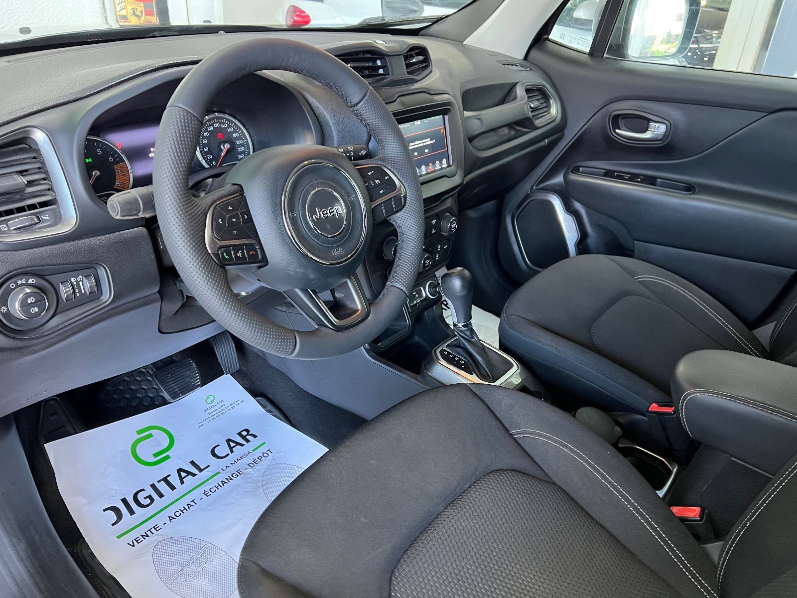 Jeep Renegade Limited à Monastir - Photo 18