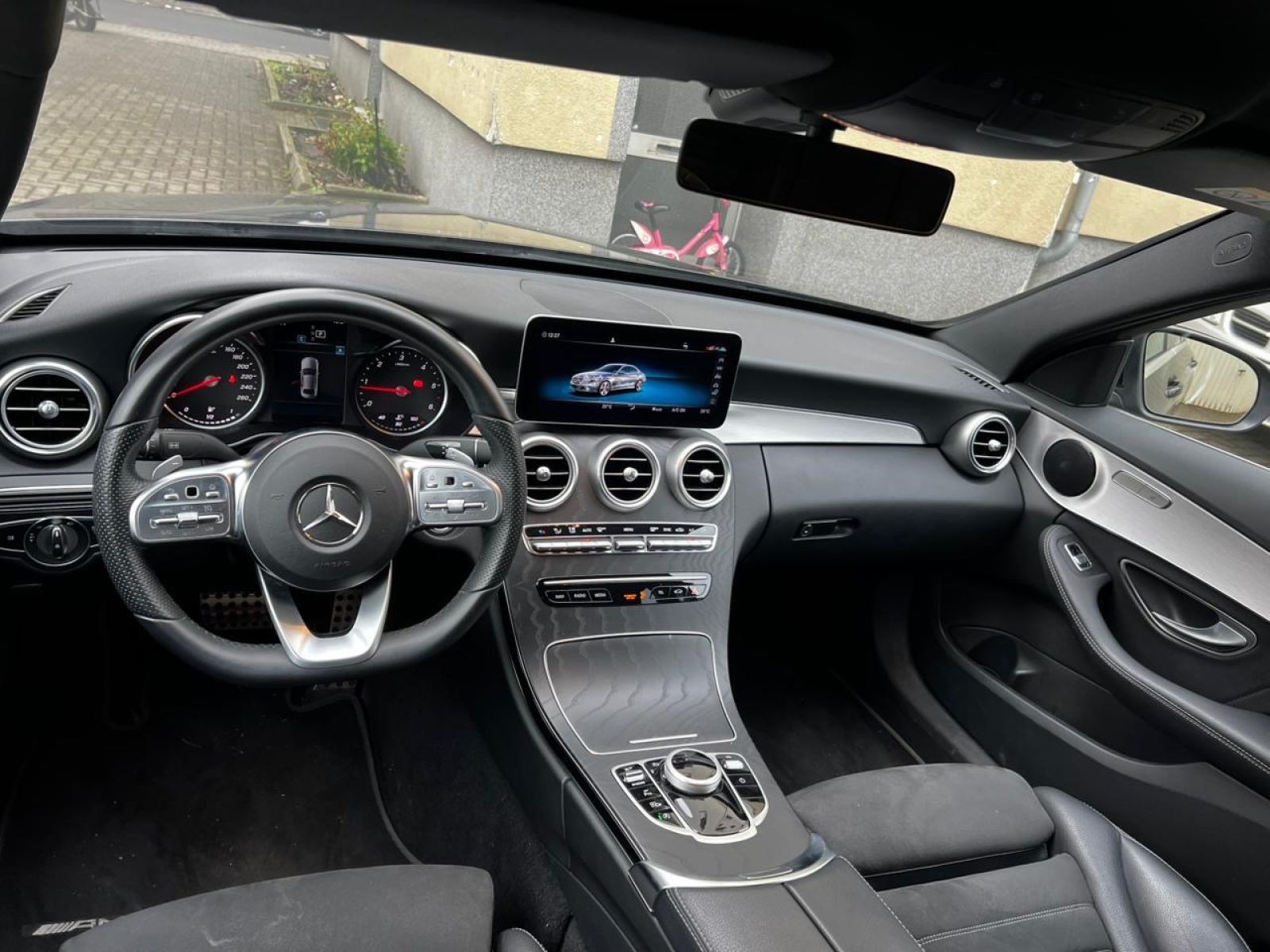 Mercedes-Benz Classe C à Ariana - Photo 5