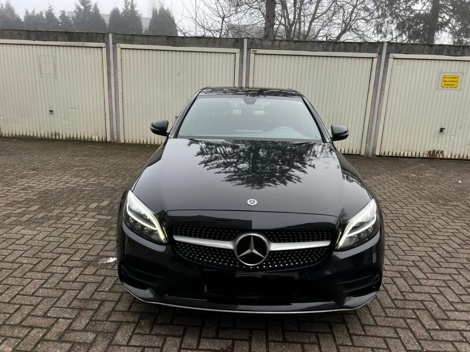 Mercedes-Benz Classe C à Ariana - Photo 3