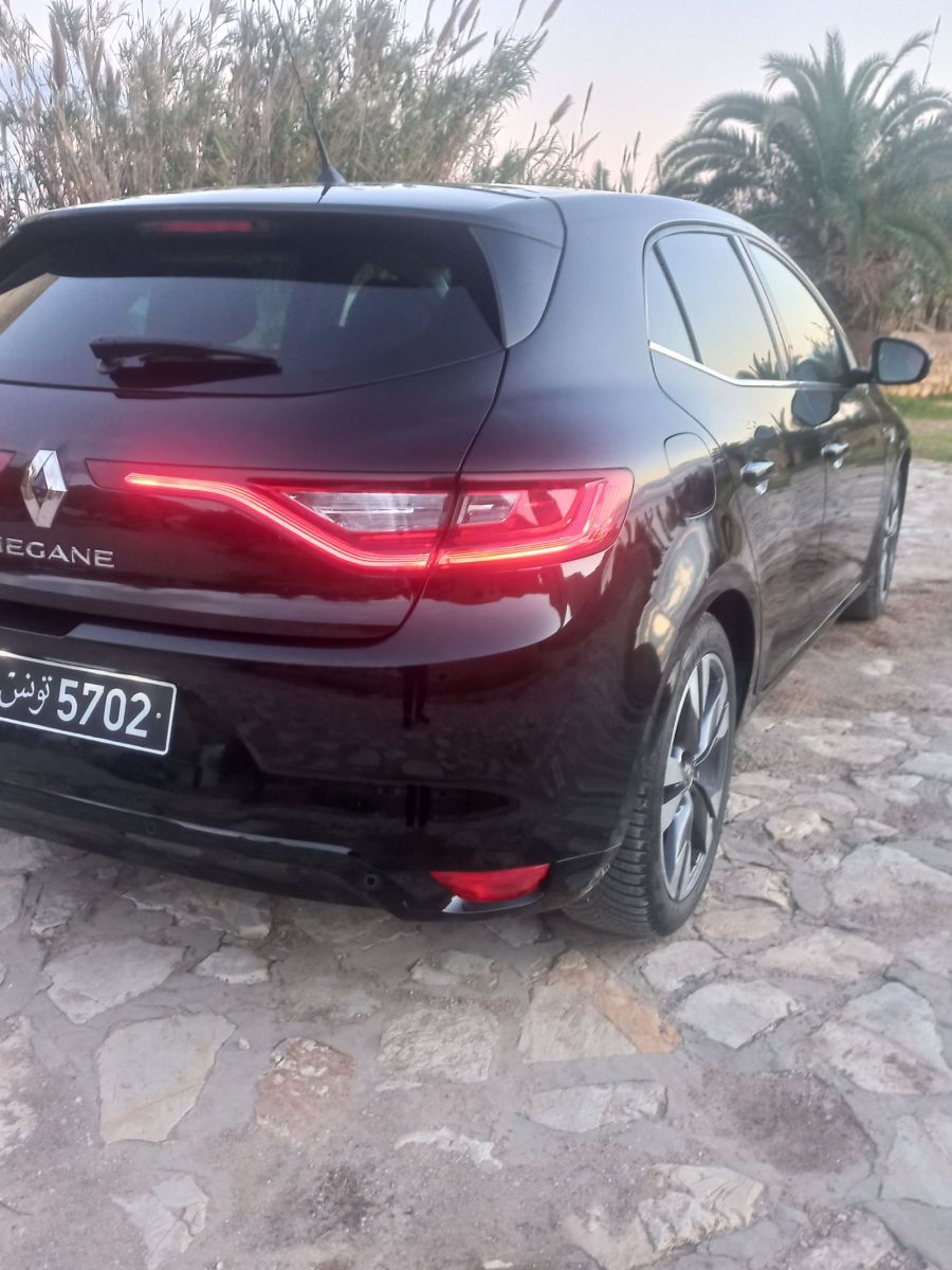 Renault Megane à Tunis - Photo 2