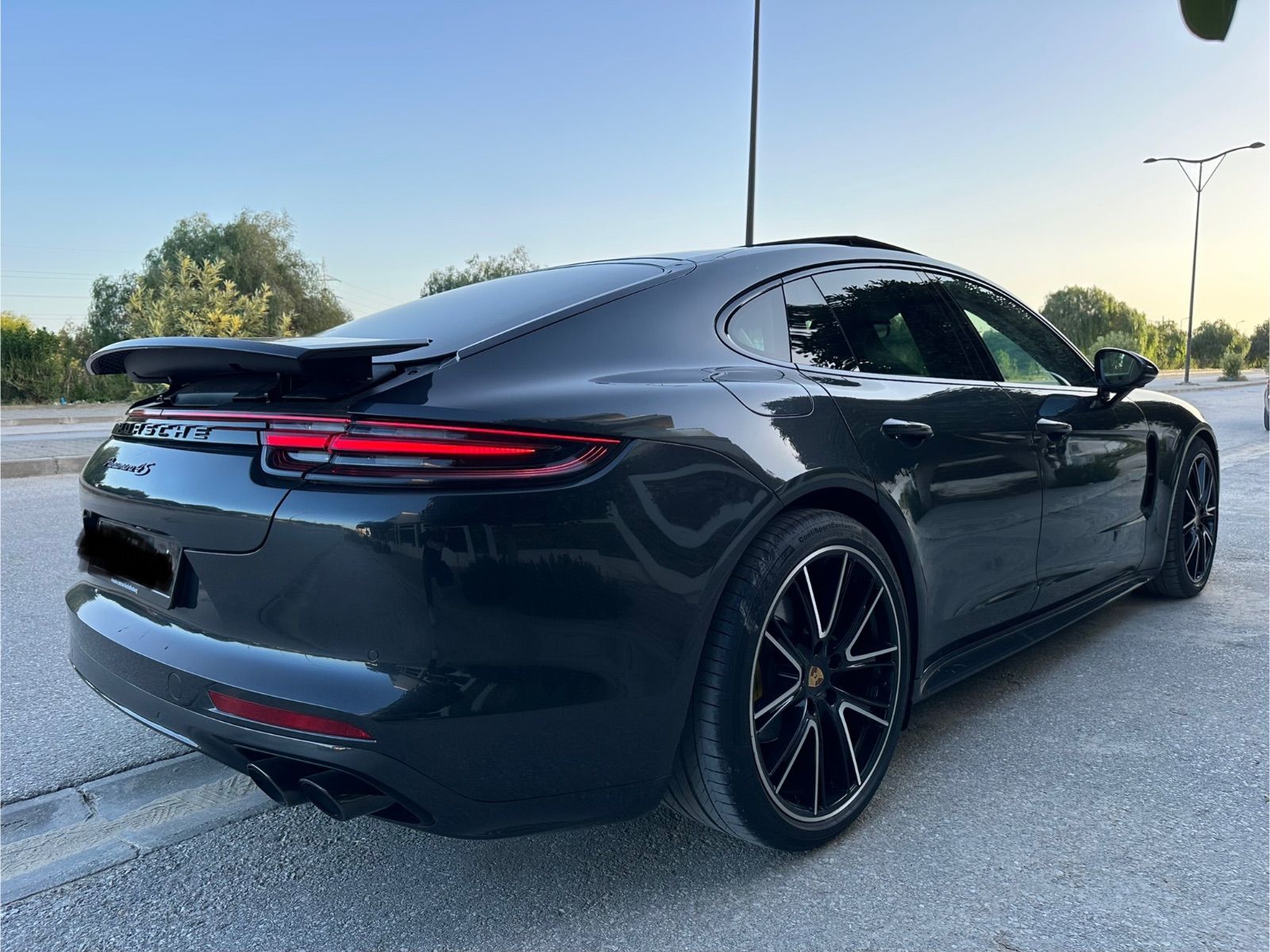 Porsche Panamera à Tunis - Photo 12