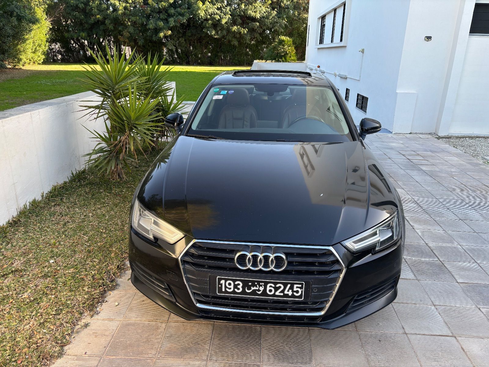 Audi A4 à Tunis - Photo 1