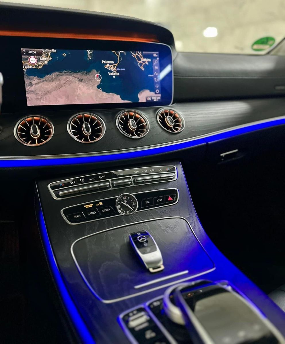 Mercedes-Benz Classe E coupé à sousse - Photo 5