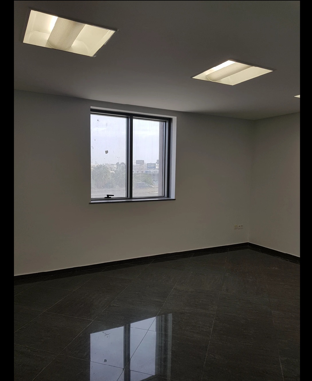    Hall et 3 pièces avec à Tunis - Photo 2