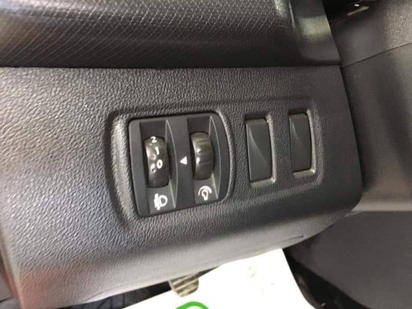 Renault Clio à Ariana - Photo 22