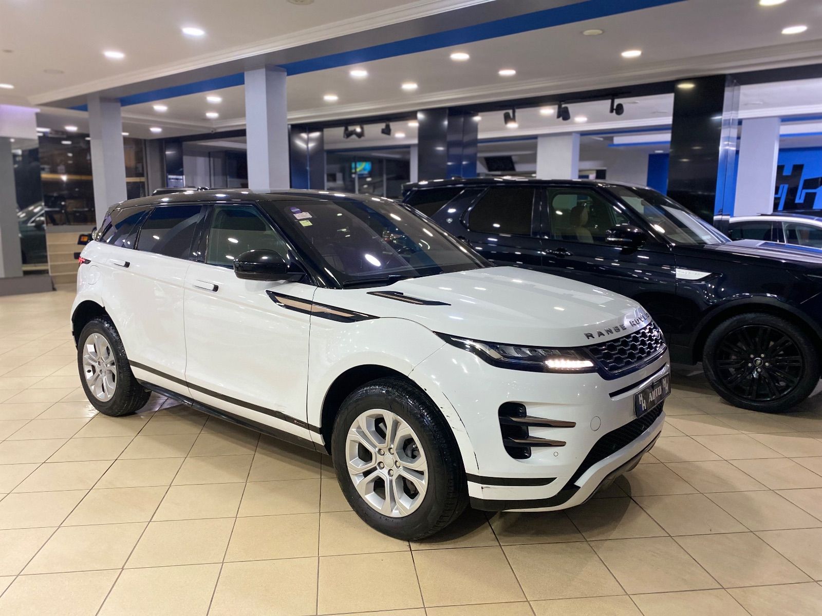 Land Rover Range Rover Evoque R DYNAMIQUE à Ariana - Photo 33