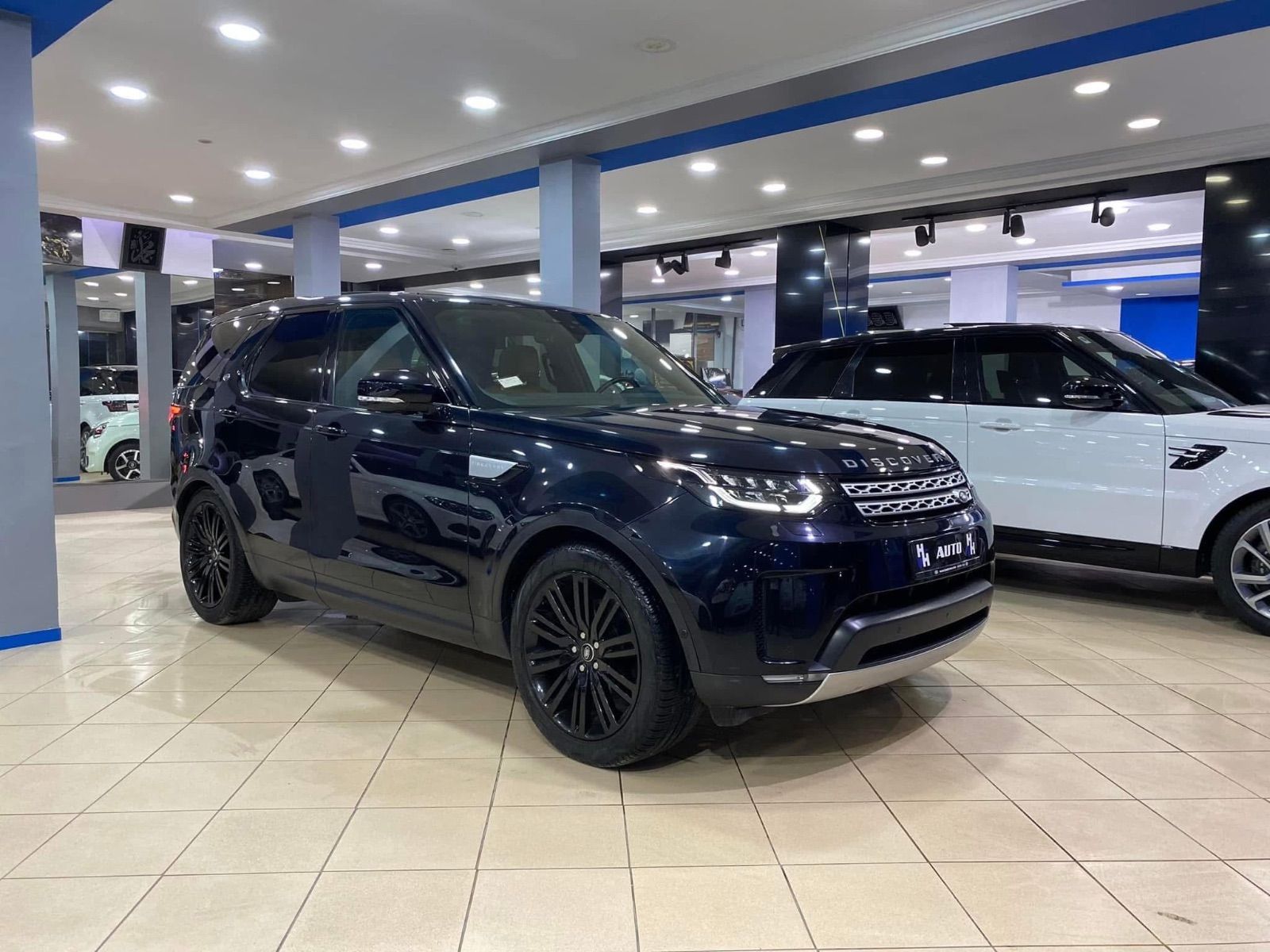 Land Rover Discovery R-DYNAMIC à Tunis - Photo 10
