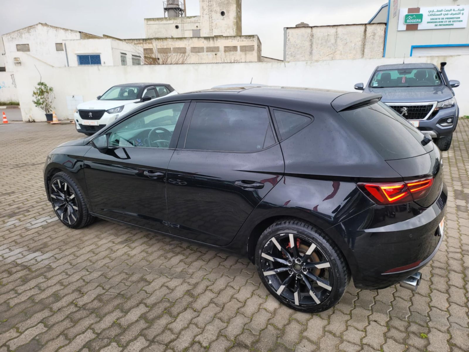 Seat Leon Style Plus à Ben Arous - Photo 3