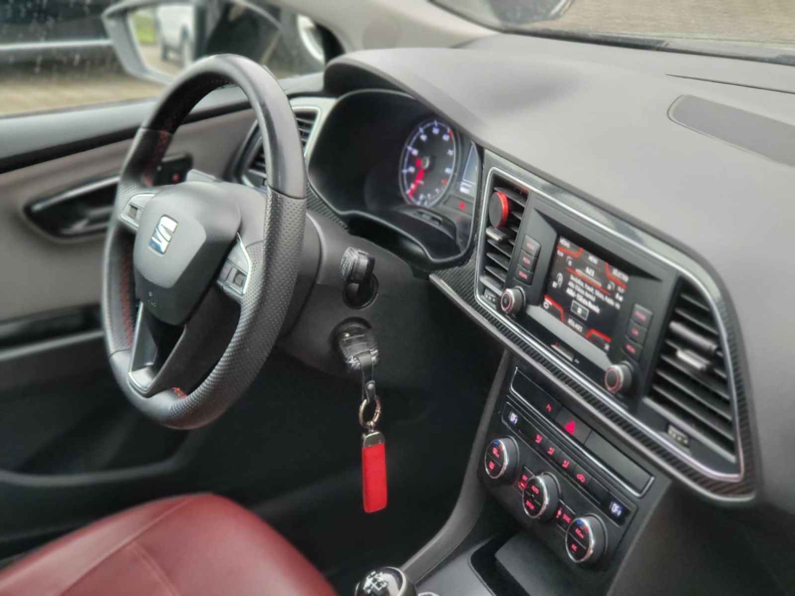 Seat Leon Style Plus à Ben Arous - Photo 12