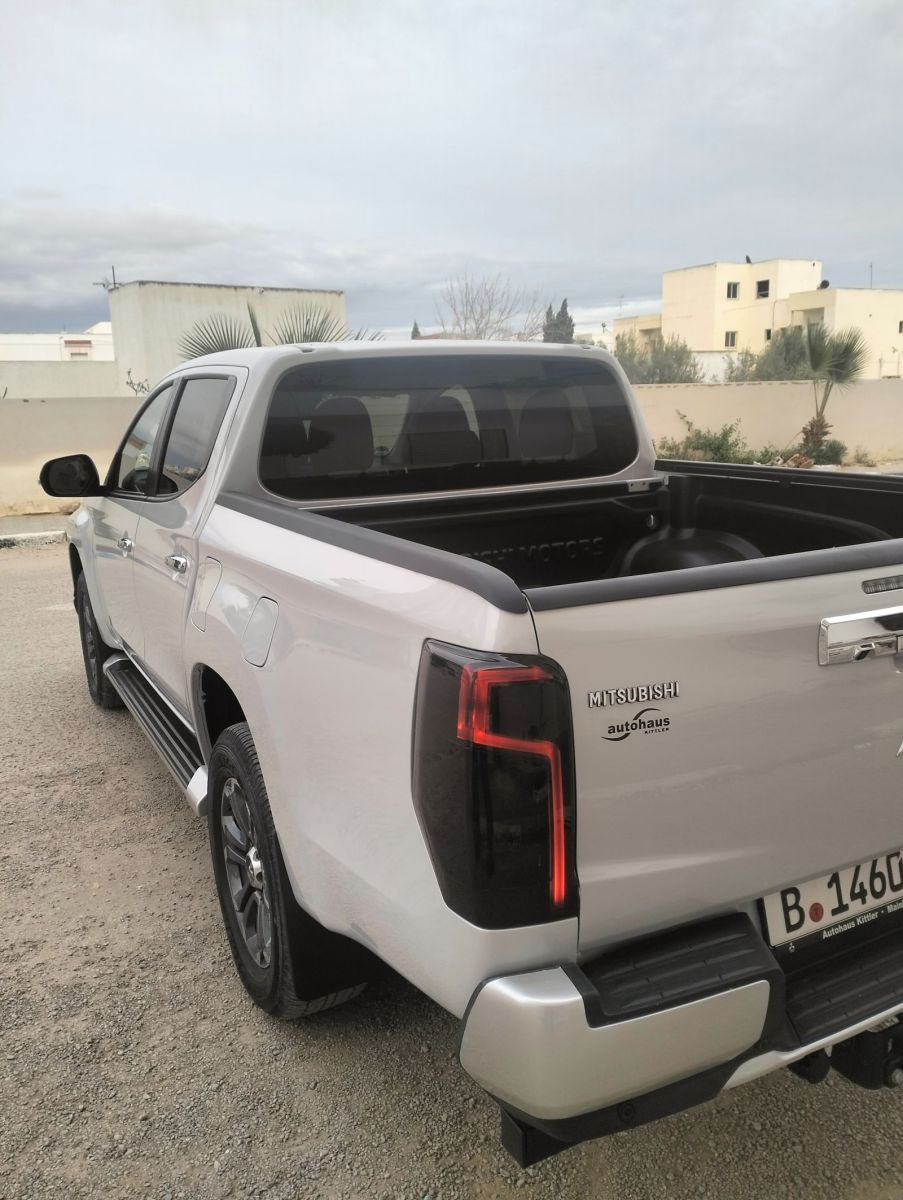 Mitsubishi L200 Sportero à Tunis - Photo 5