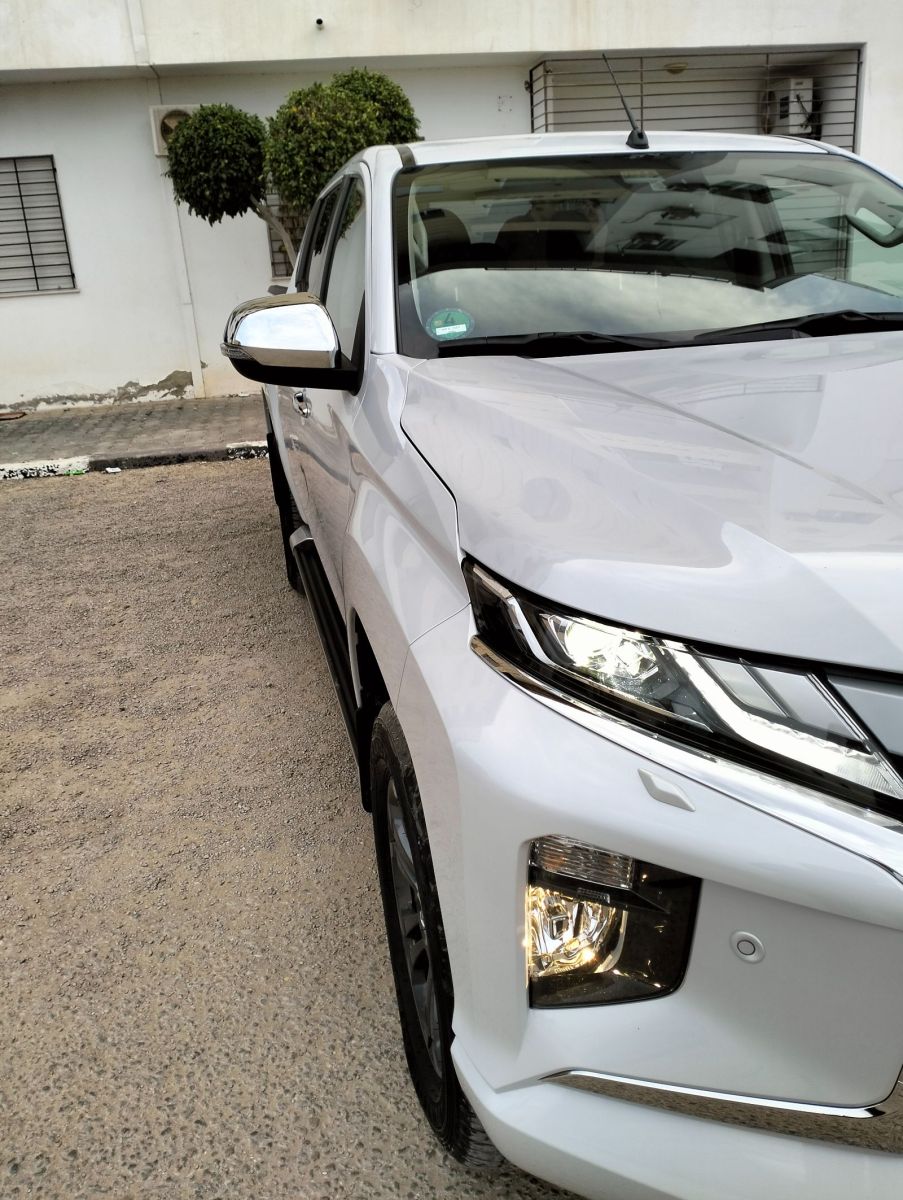 Mitsubishi L200 Sportero à Tunis - Photo 18