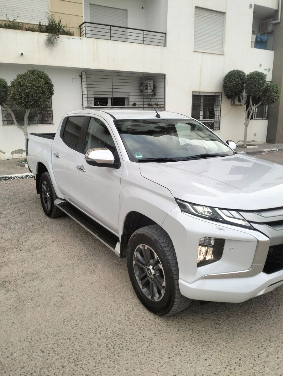 Mitsubishi L200 Sportero à Tunis - Photo 3