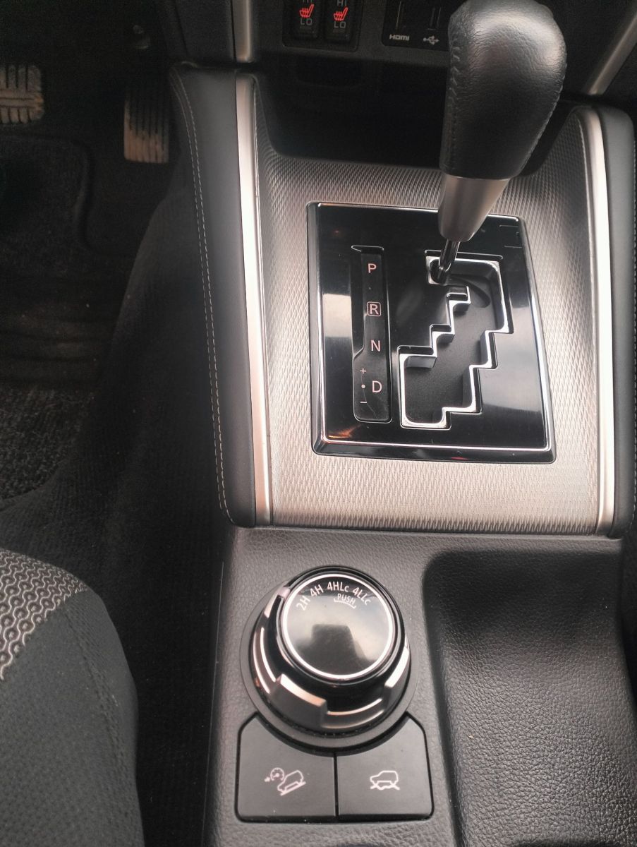 Mitsubishi L200 Sportero à Tunis - Photo 11