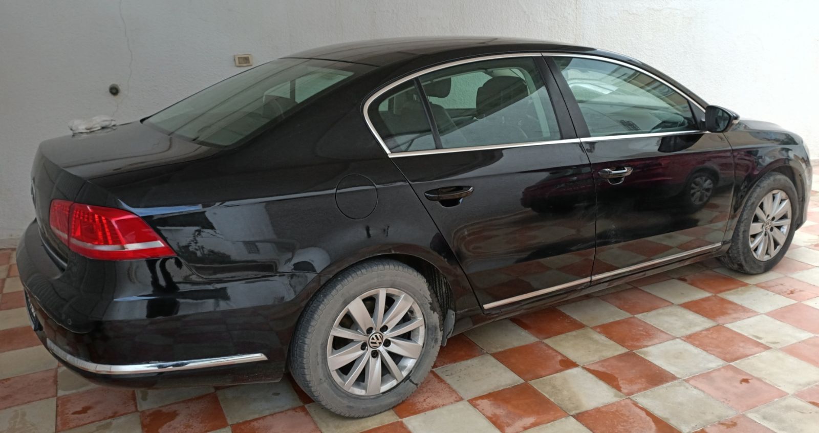 Volkswagen Passat Confortline à Tunis - Photo 5