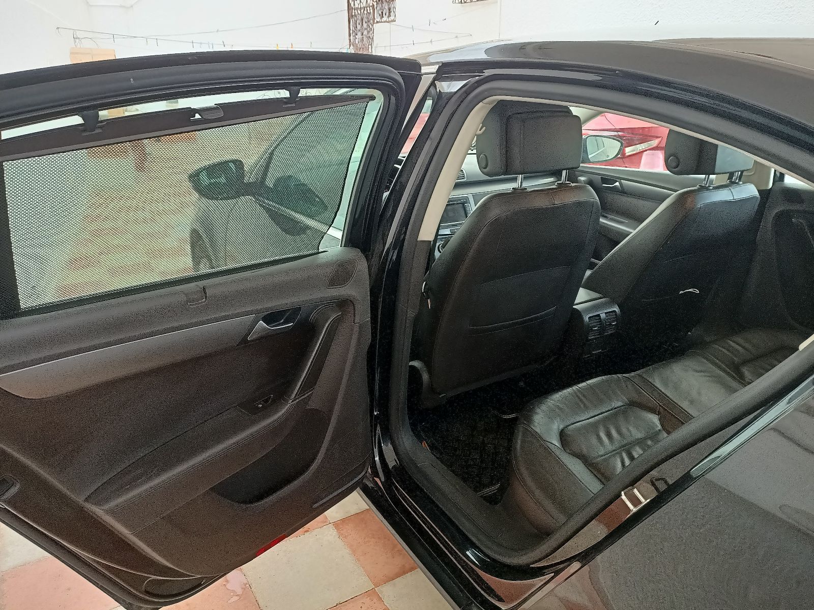 Volkswagen Passat Confortline à Tunis - Photo 3