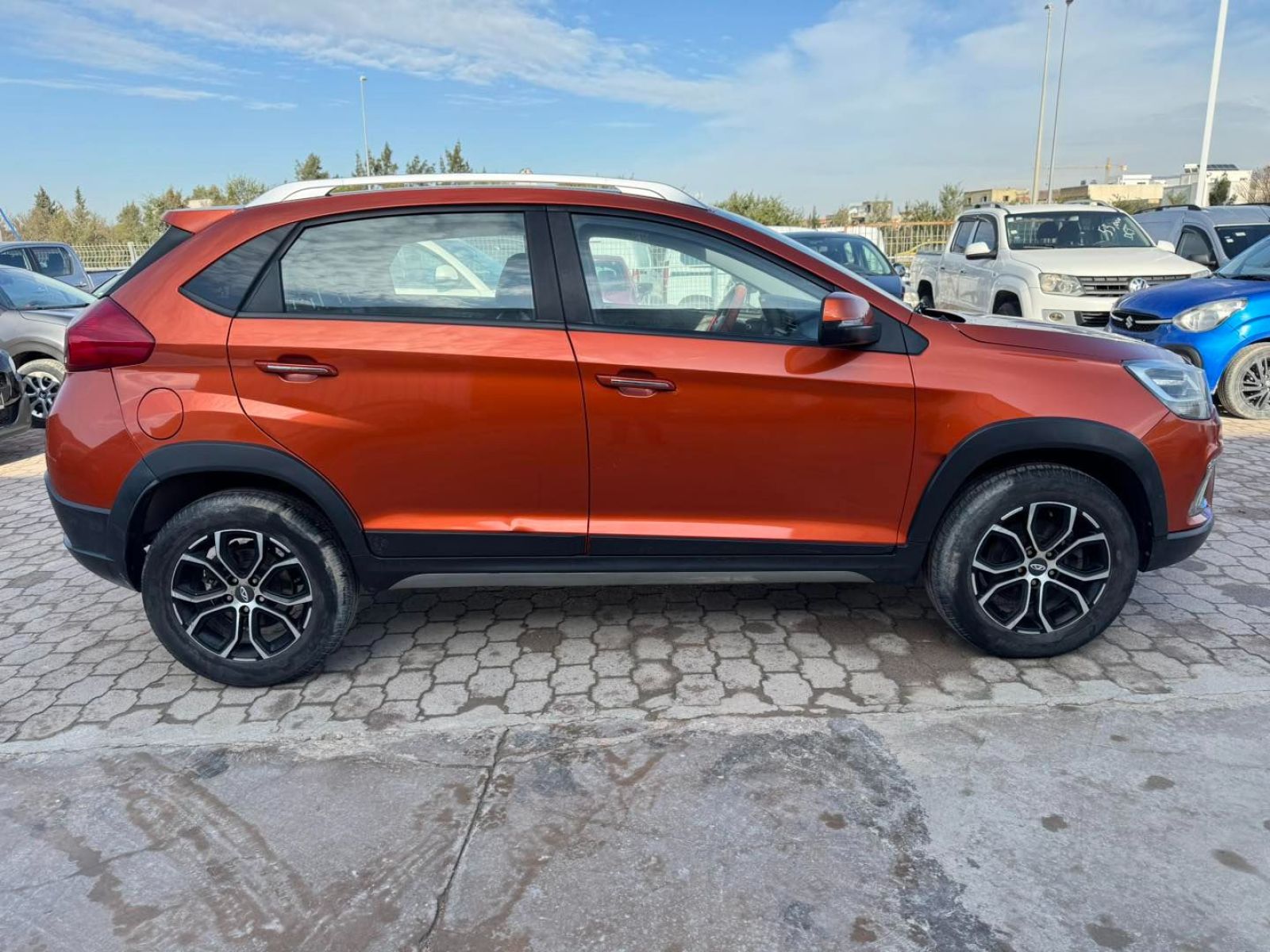 Chery Tiggo 2 Confort à Ben Arous - Photo 4
