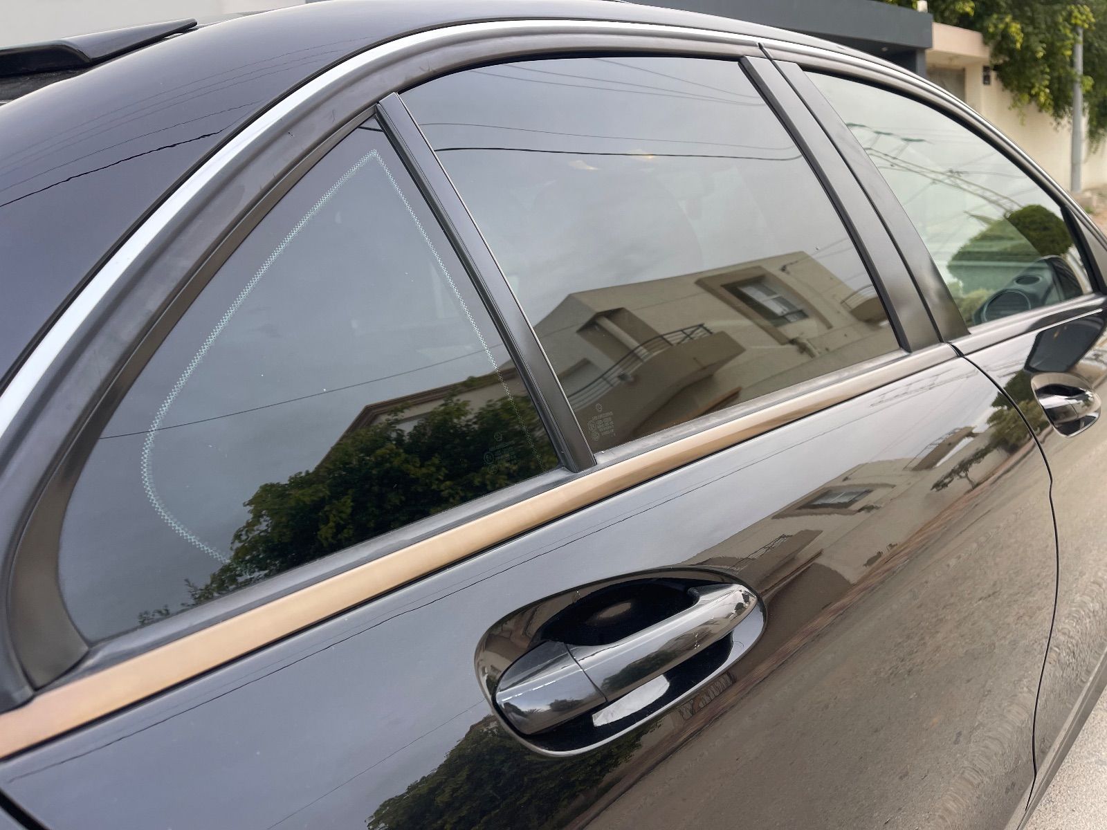 Mercedes-Benz Classe C C180 KITT AMG à Sfax - Photo 14