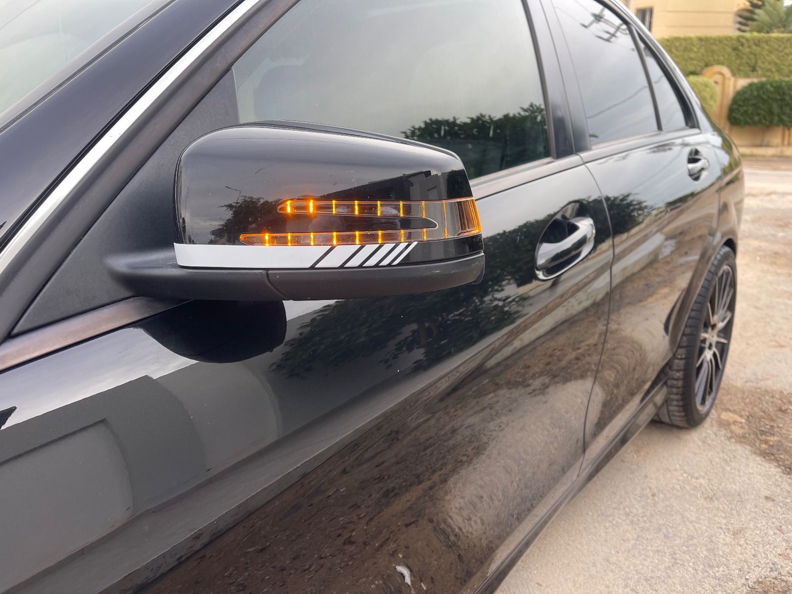 Mercedes-Benz Classe C C180 KITT AMG à Sfax - Photo 3