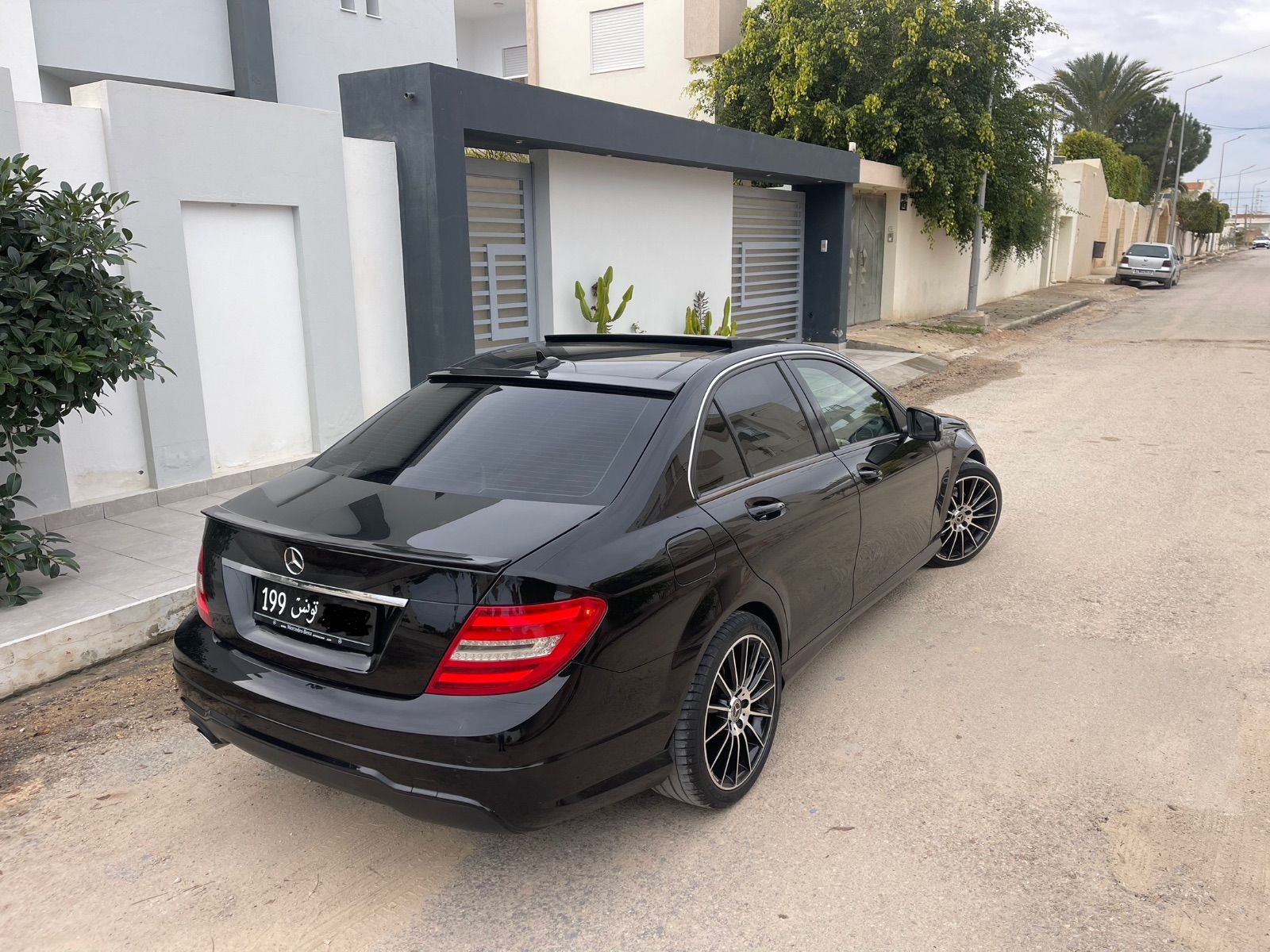 Mercedes-Benz Classe C C180 KITT AMG à Sfax - Photo 21
