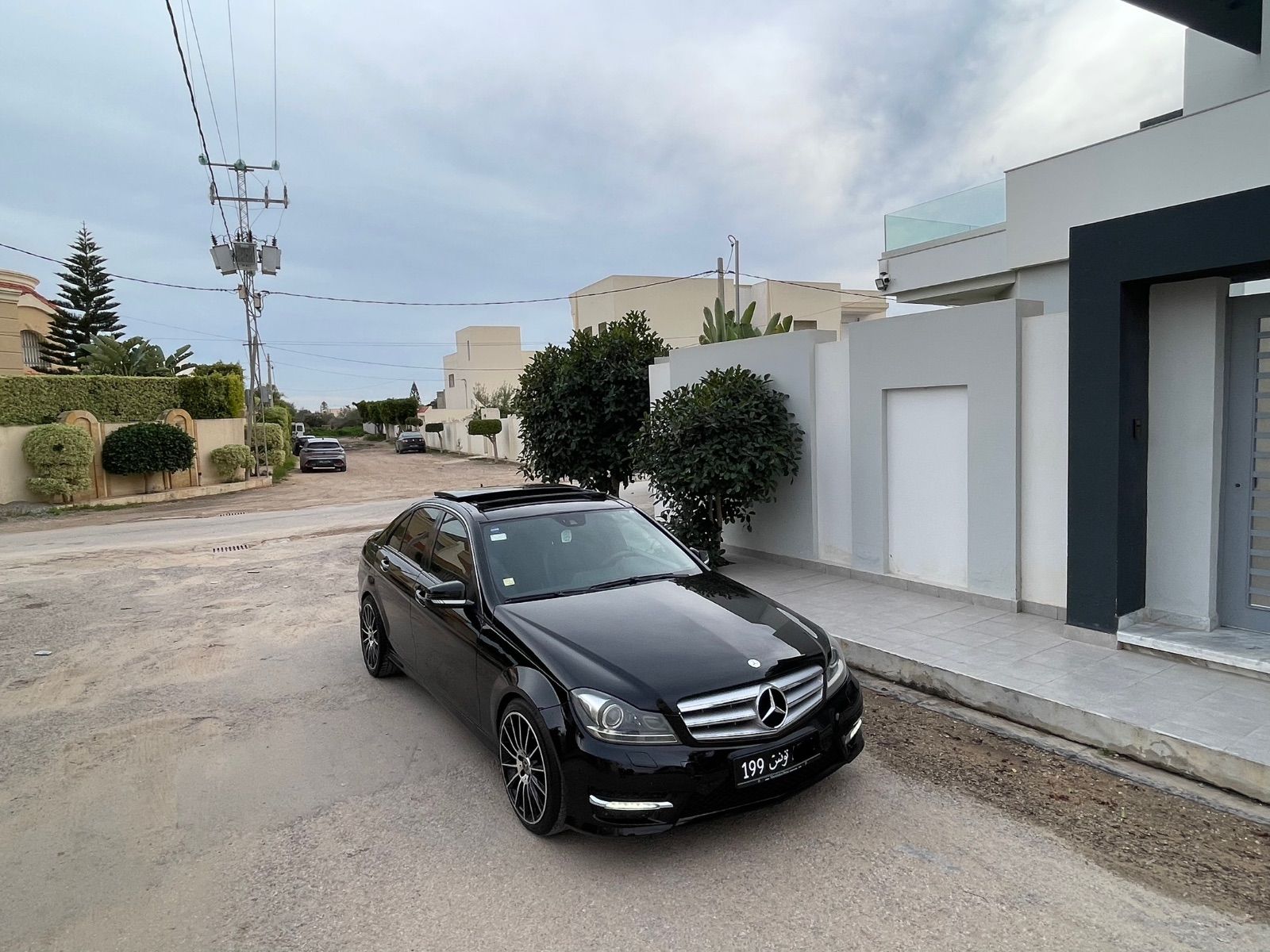 Mercedes-Benz Classe C C180 KITT AMG à Sfax - Photo 6