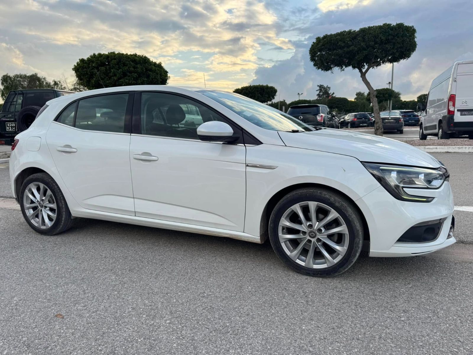 Renault Megane à Bizerte - Photo 3