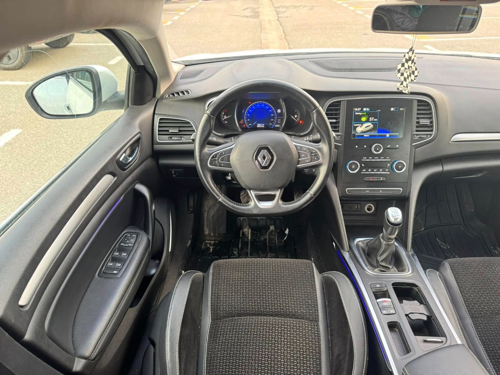 Renault Megane à Bizerte - Photo 7