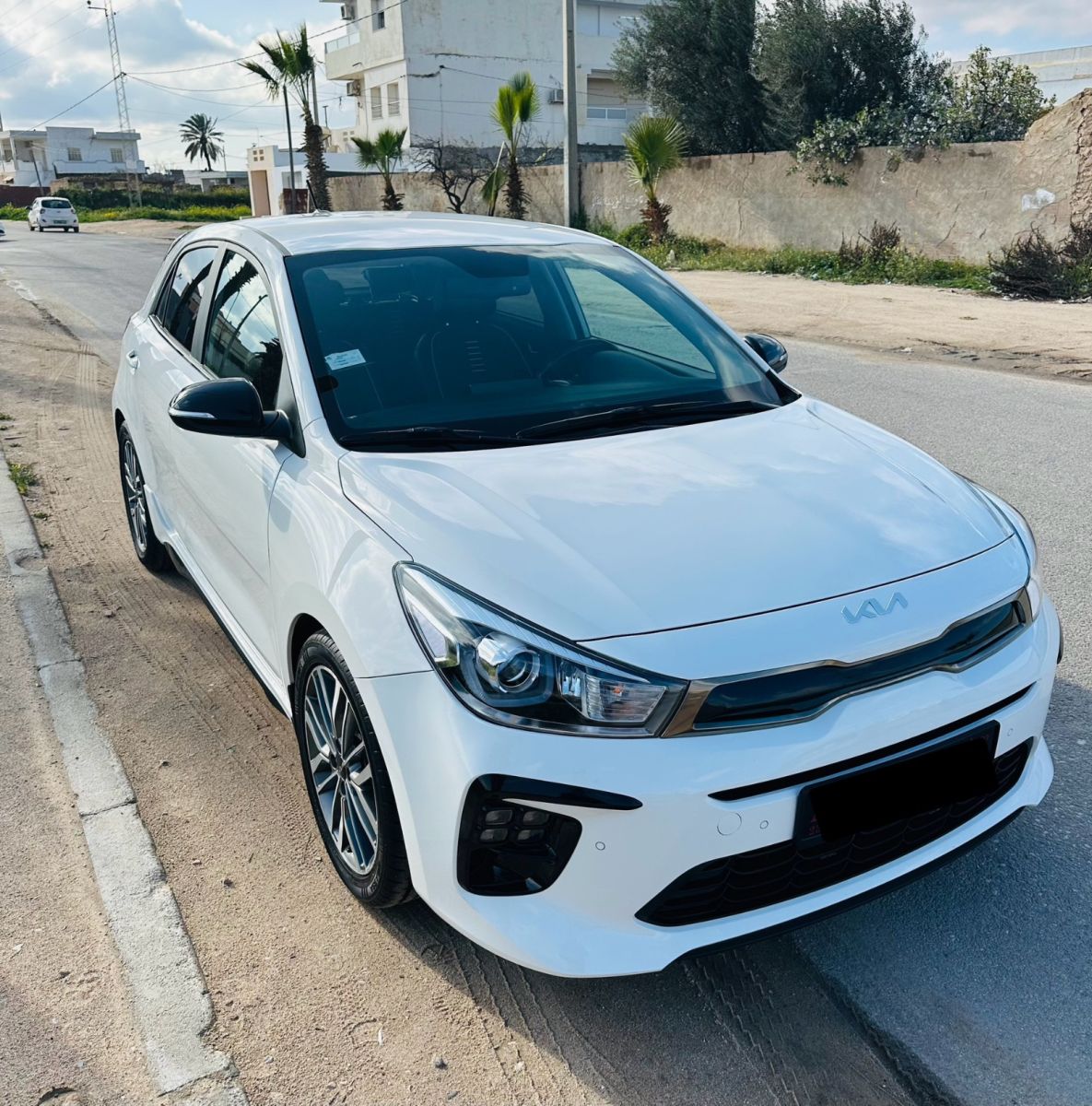 KIA Rio 5p SX Plus à Sfax - Photo 1