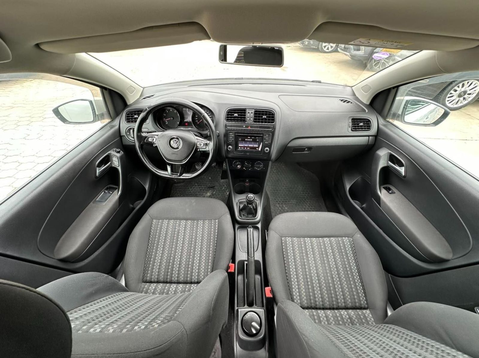 Volkswagen Polo à Nabeul - Photo 9