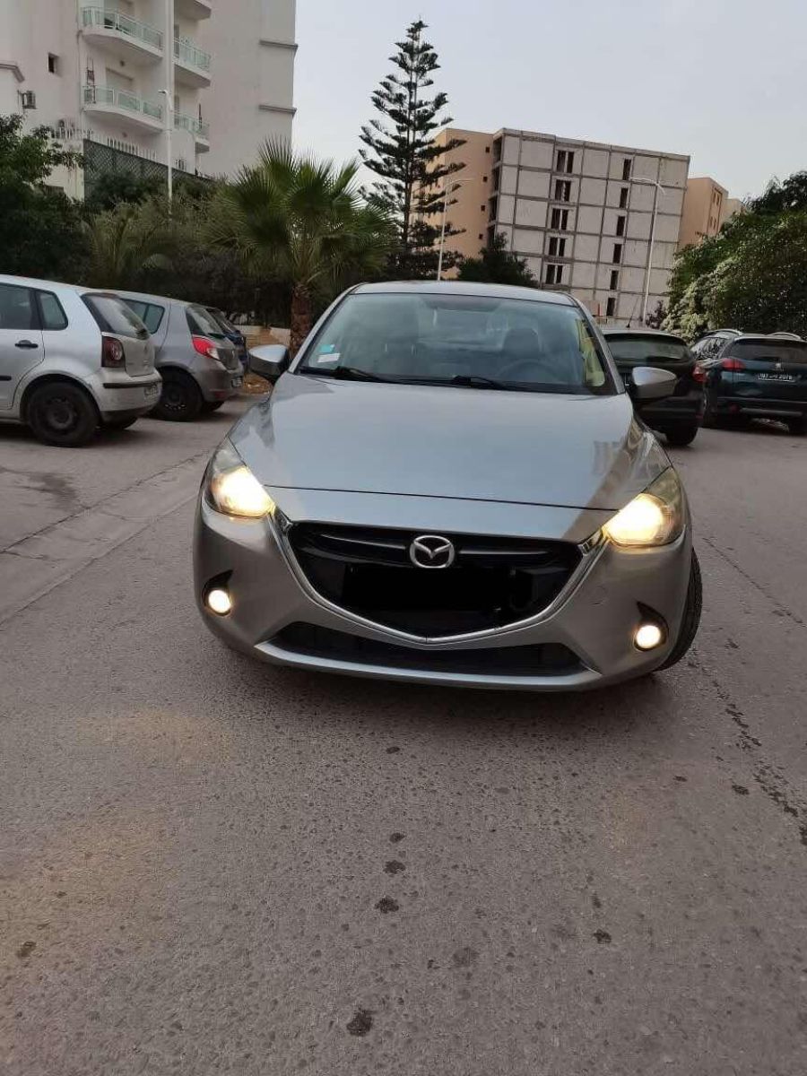 Mazda 2 Sedan Sélection Plus à Ben Arous - Photo 3