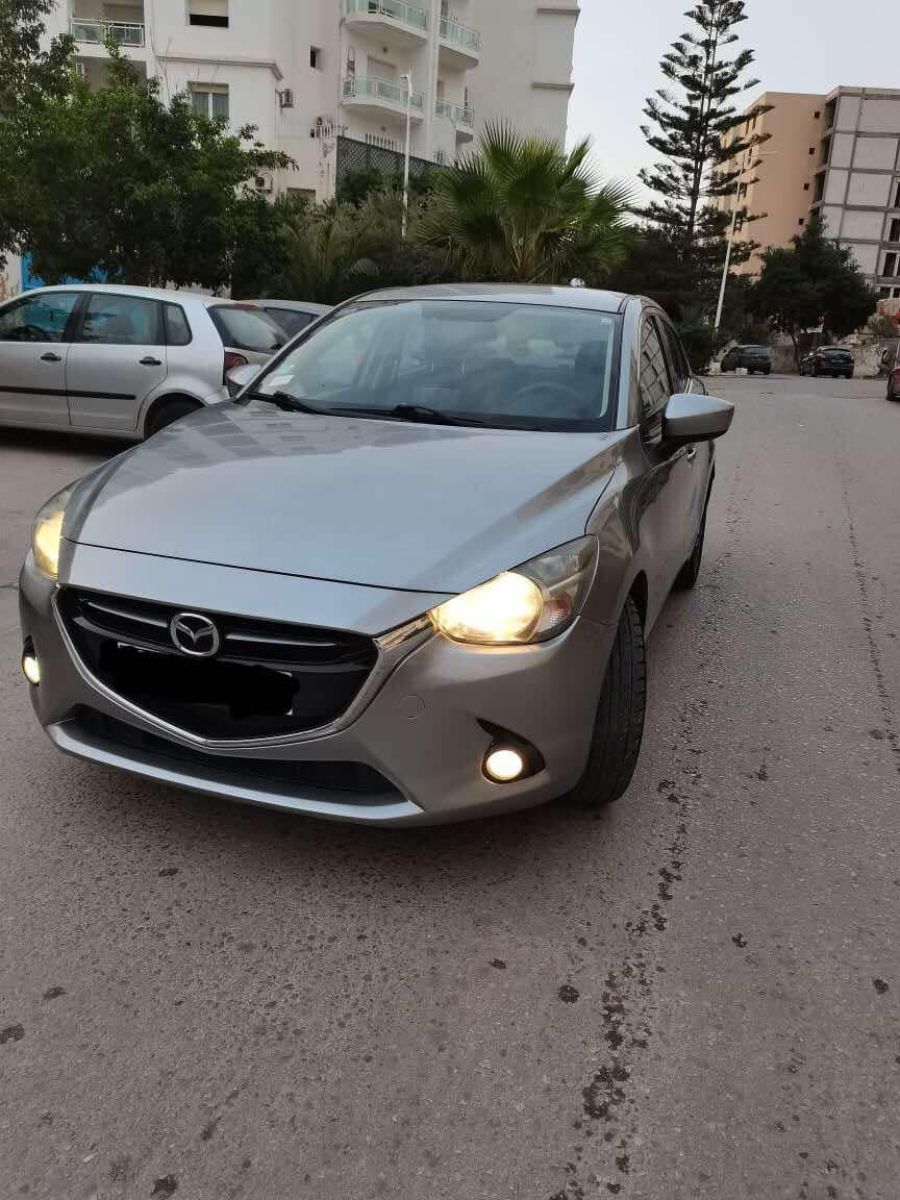 Mazda 2 Sedan Sélection Plus à Ben Arous - Photo 8