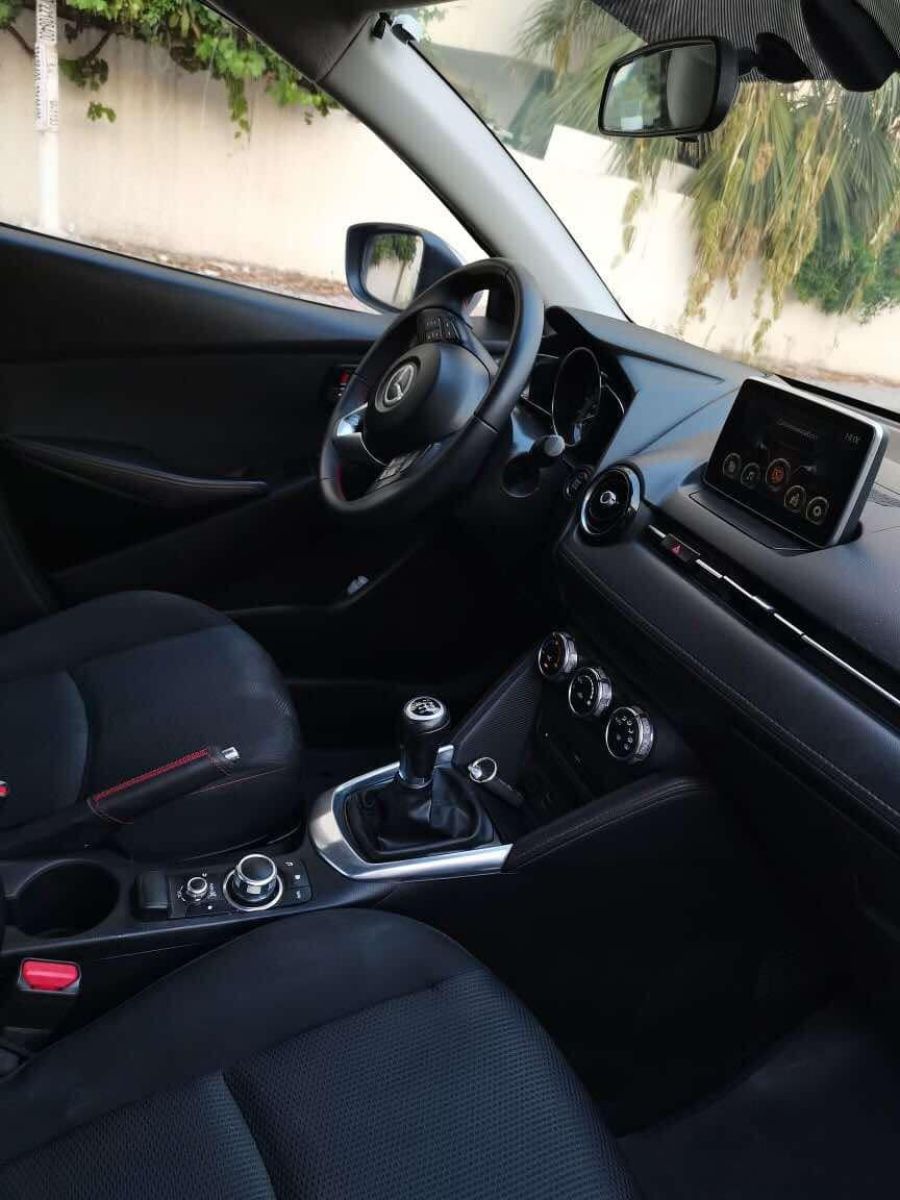 Mazda 2 Sedan Sélection Plus à Ben Arous - Photo 5