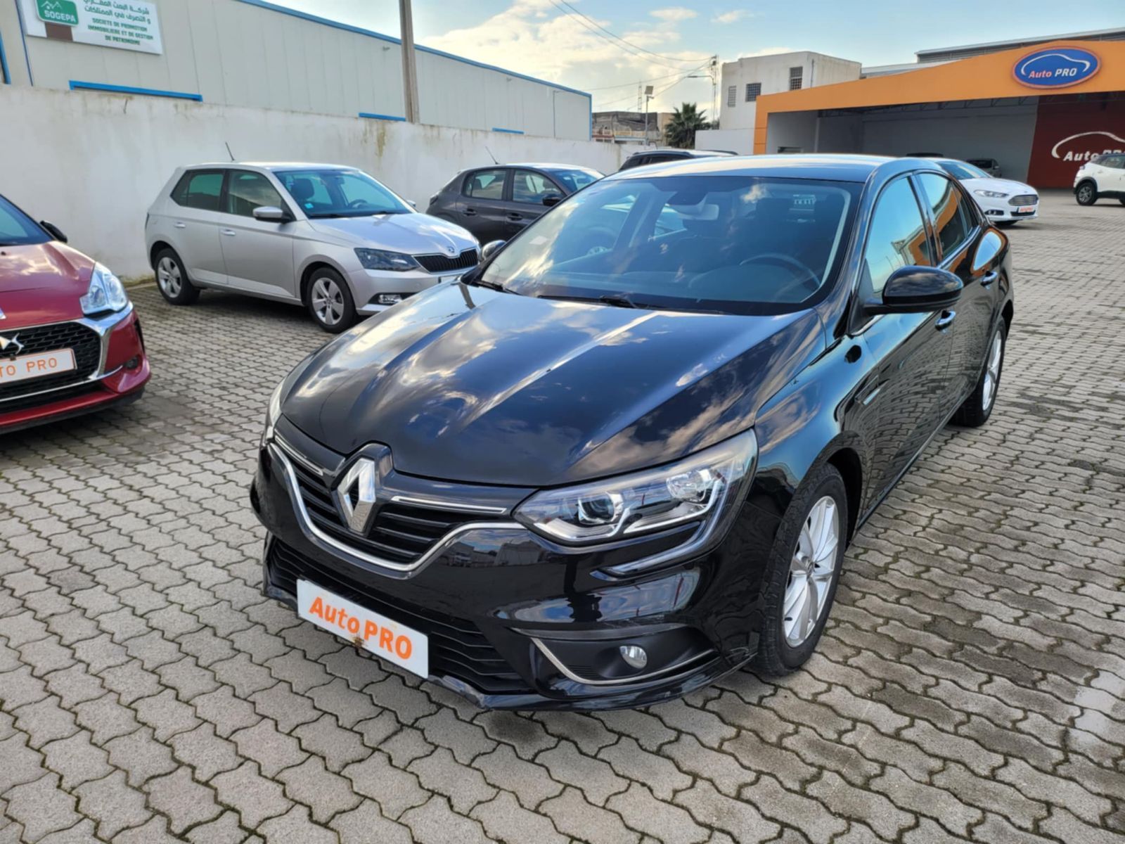 Renault Megane Sedan à Ben Arous - Photo 1