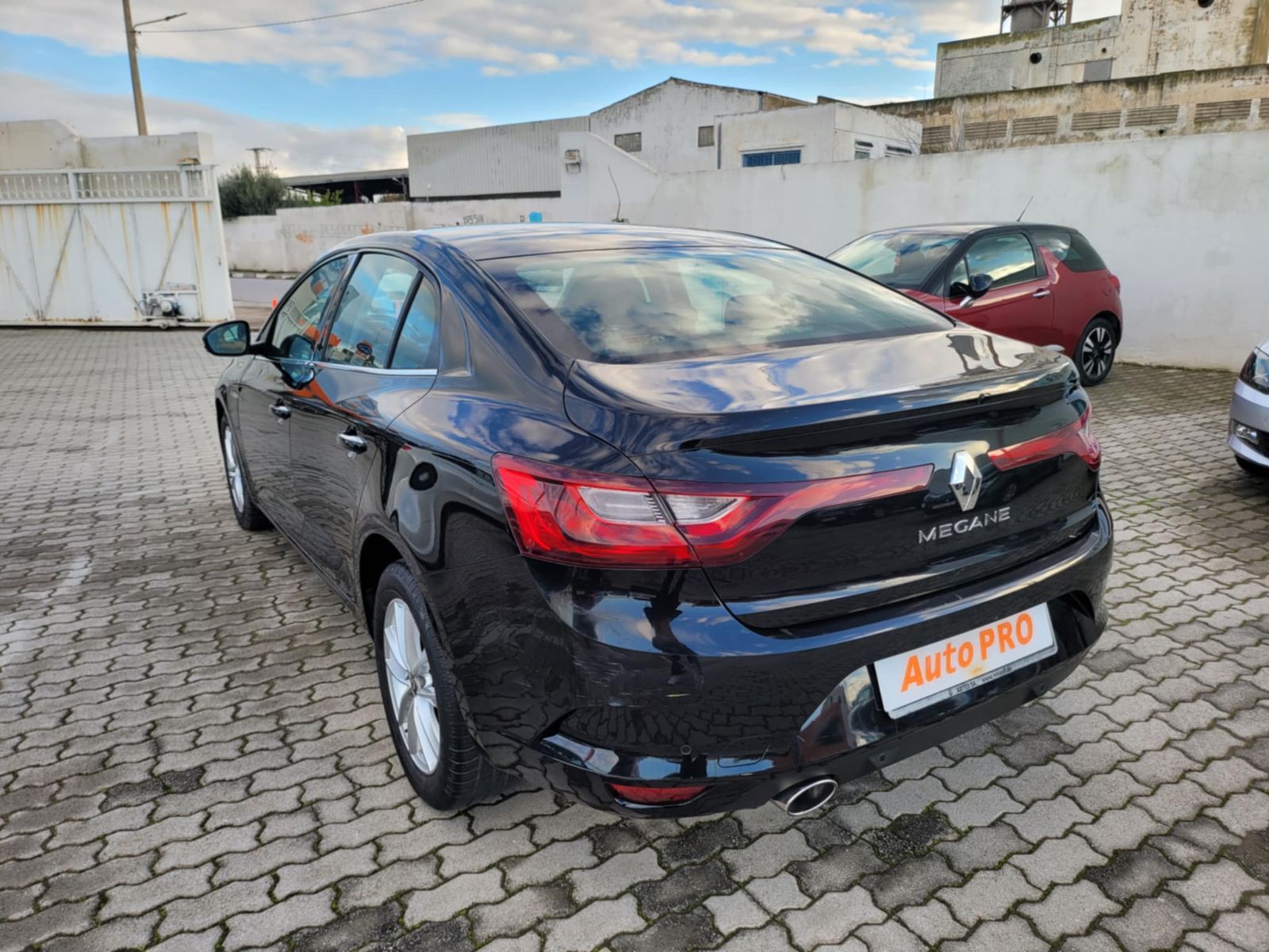 Renault Megane Sedan à Ben Arous - Photo 6