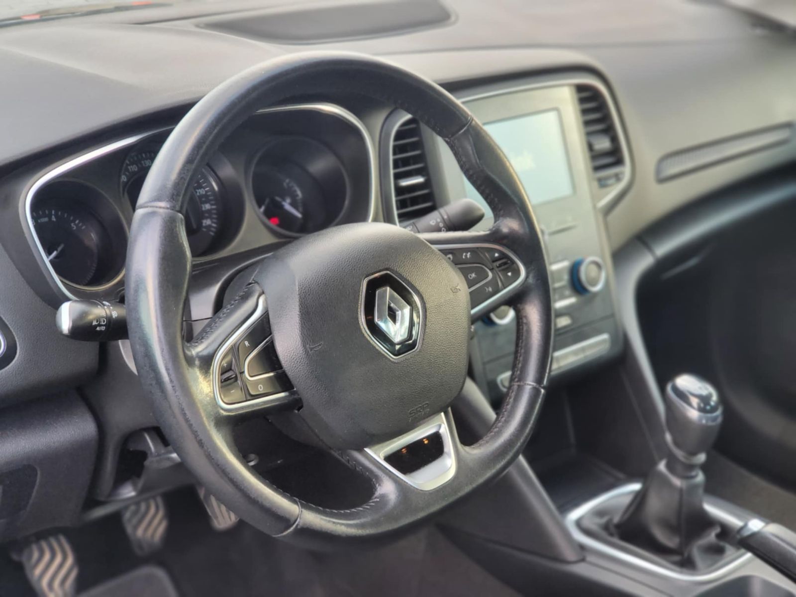 Renault Megane Sedan à Ben Arous - Photo 13