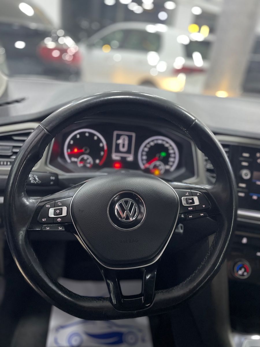 Volkswagen T-roc Confortline à Ben Arous - Photo 5