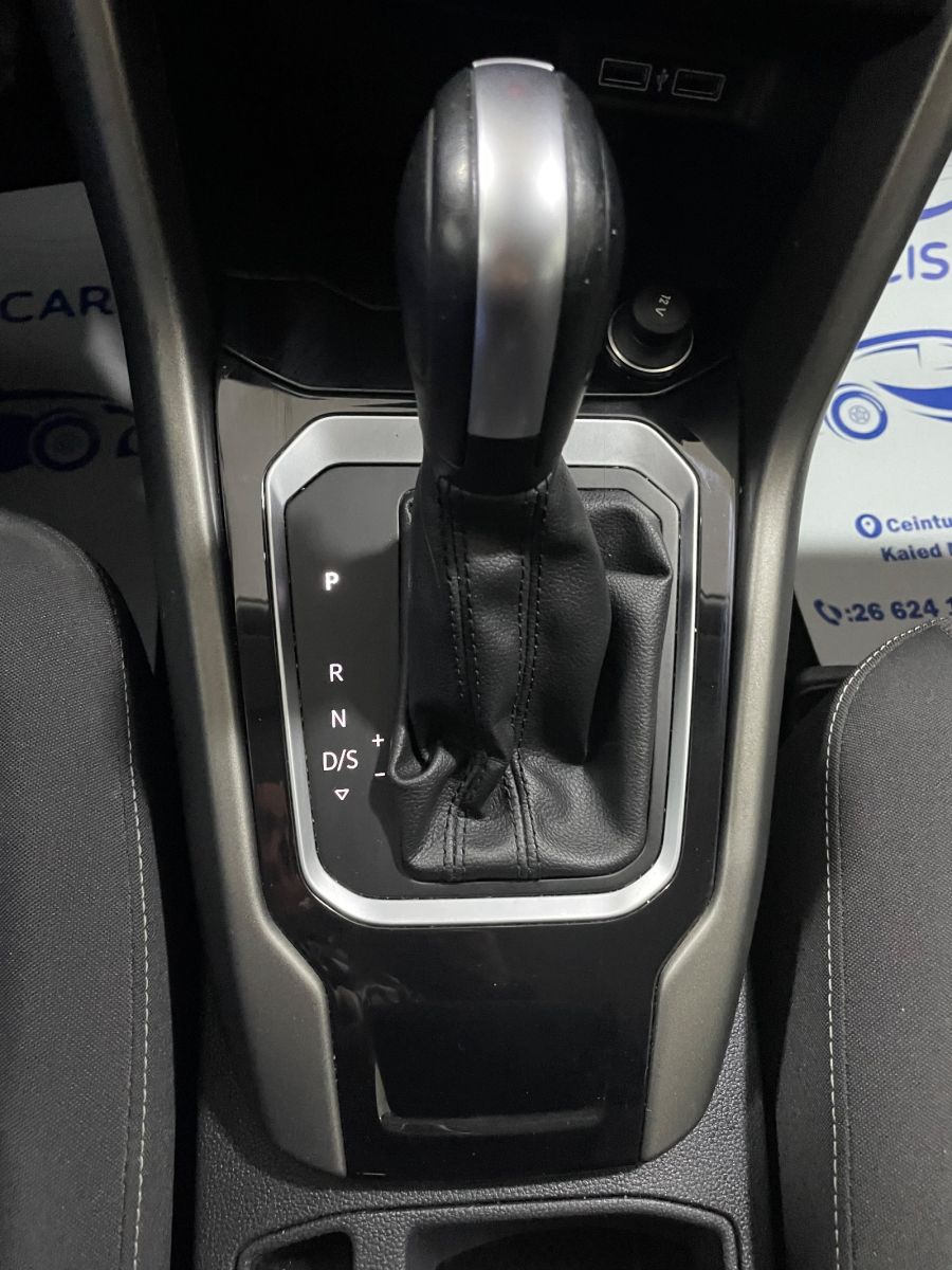 Volkswagen T-roc Confortline à Ben Arous - Photo 8