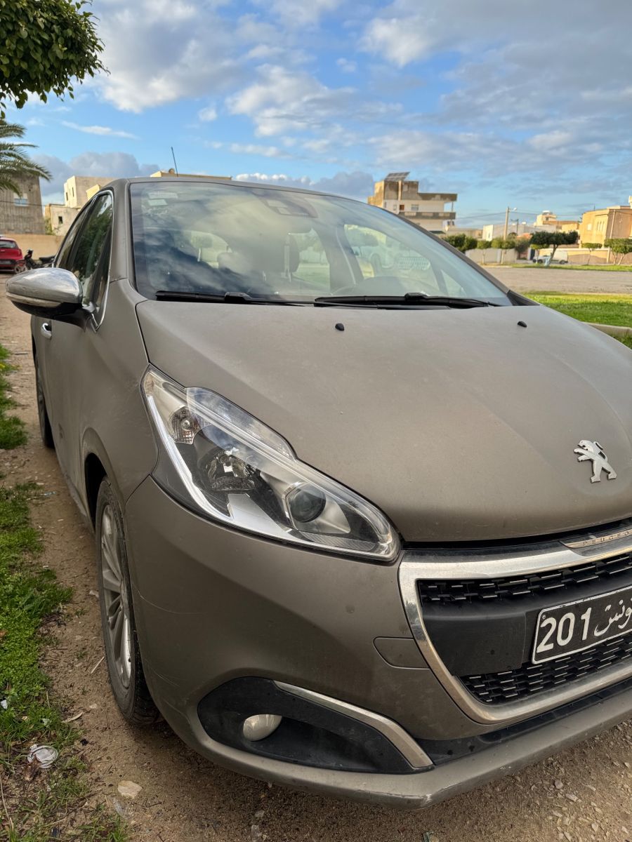 Hyundai grand i10 (2021)