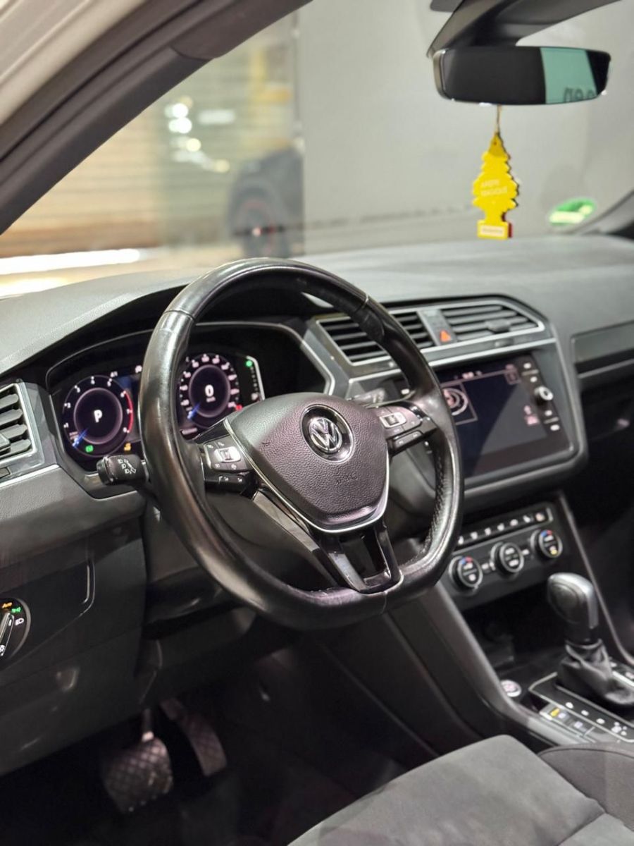 Volkswagen Tiguan Prestige à Tunis - Photo 22