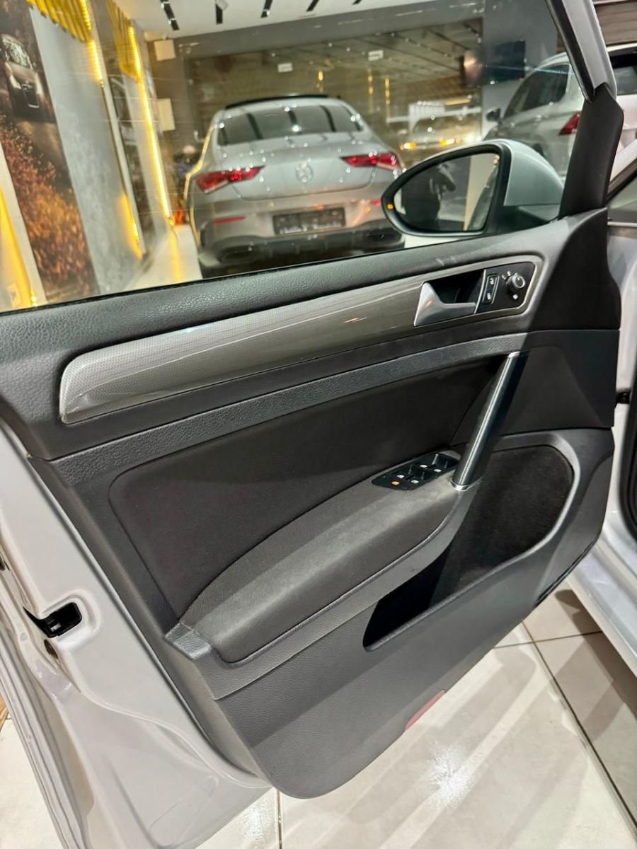 Volkswagen Golf 7 à Ariana - Photo 8