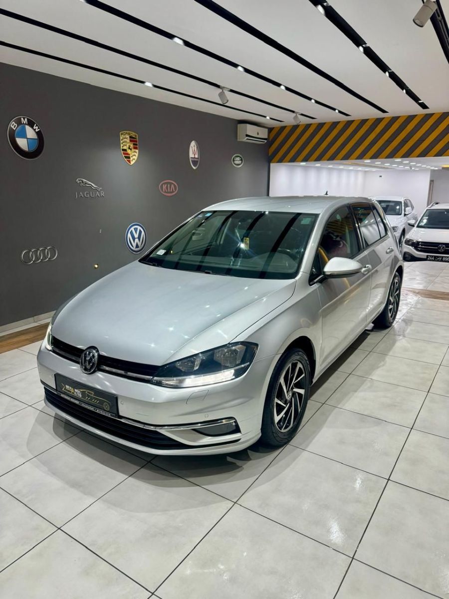 Volkswagen Golf 7 à Ariana - Photo 5