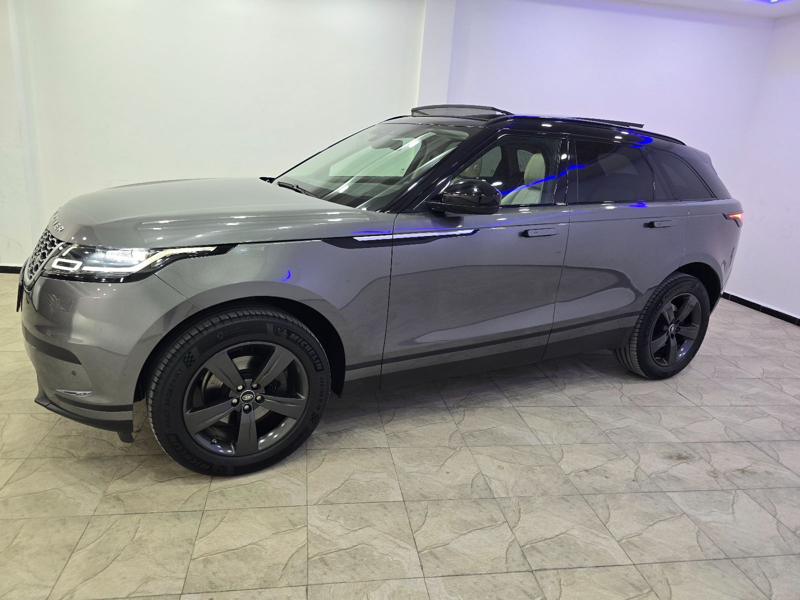 Land Rover Range Rover Velar R-Dynamic à sousse - Photo 6