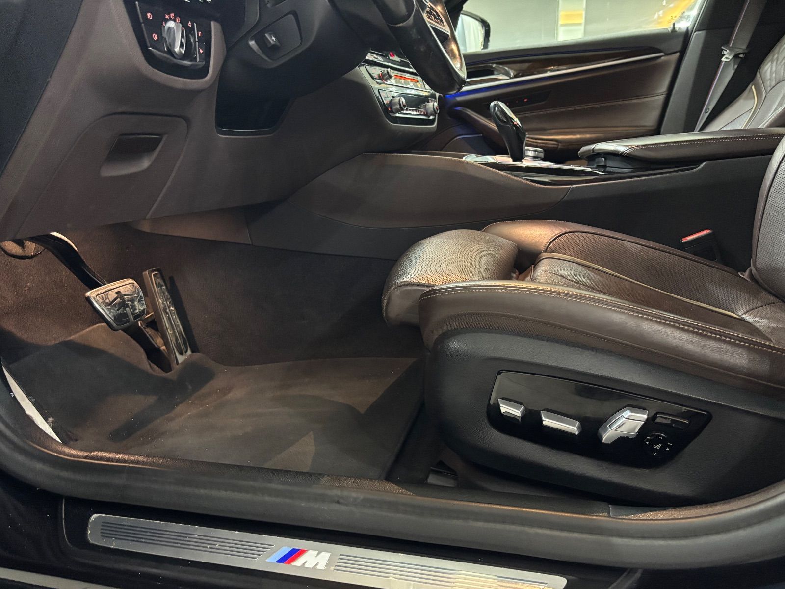 BMW Série 5 Luxury Line à Ben Arous - Photo 14