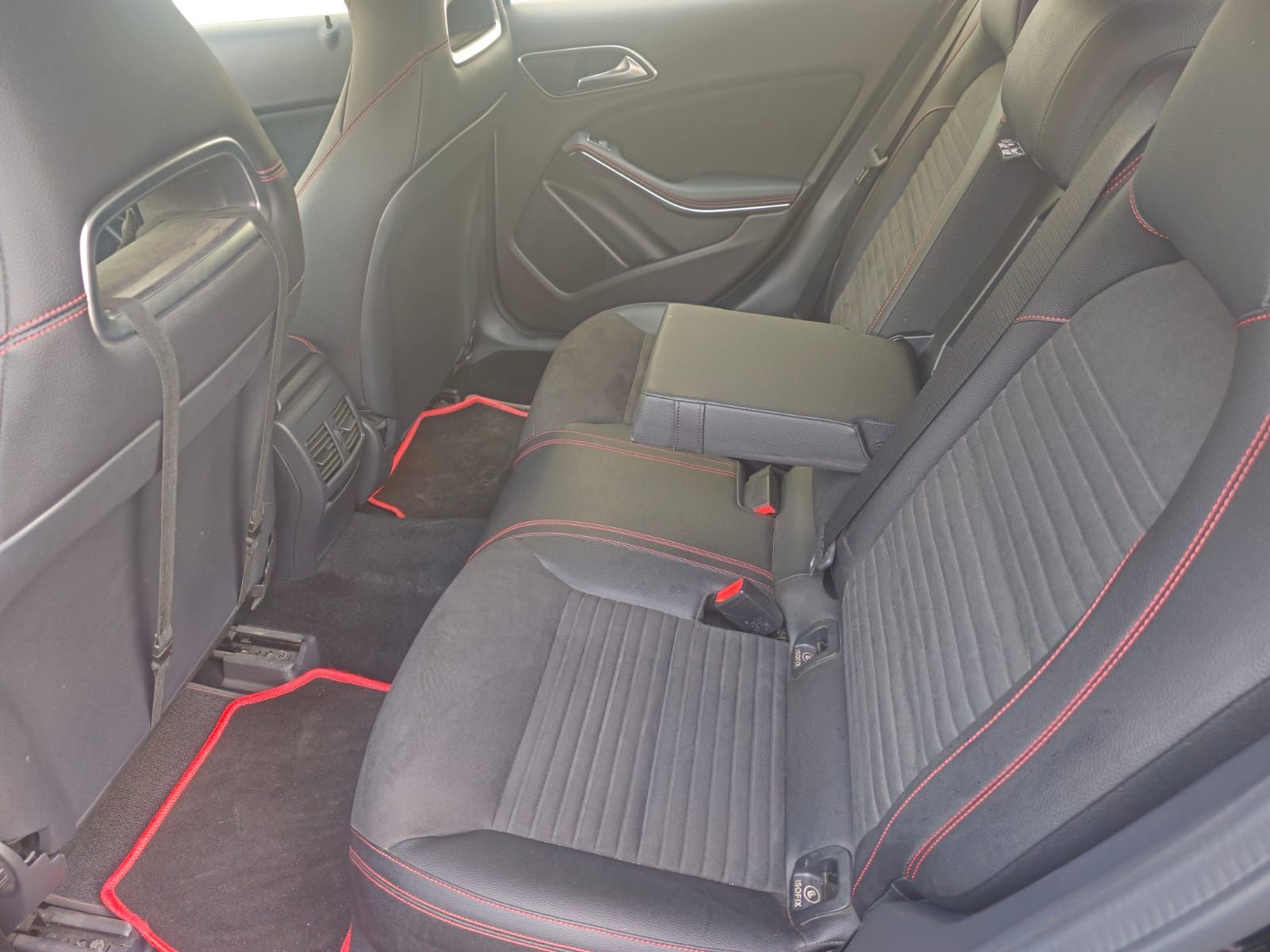 Mercedes-Benz GLA AMG à Tunis - Photo 14