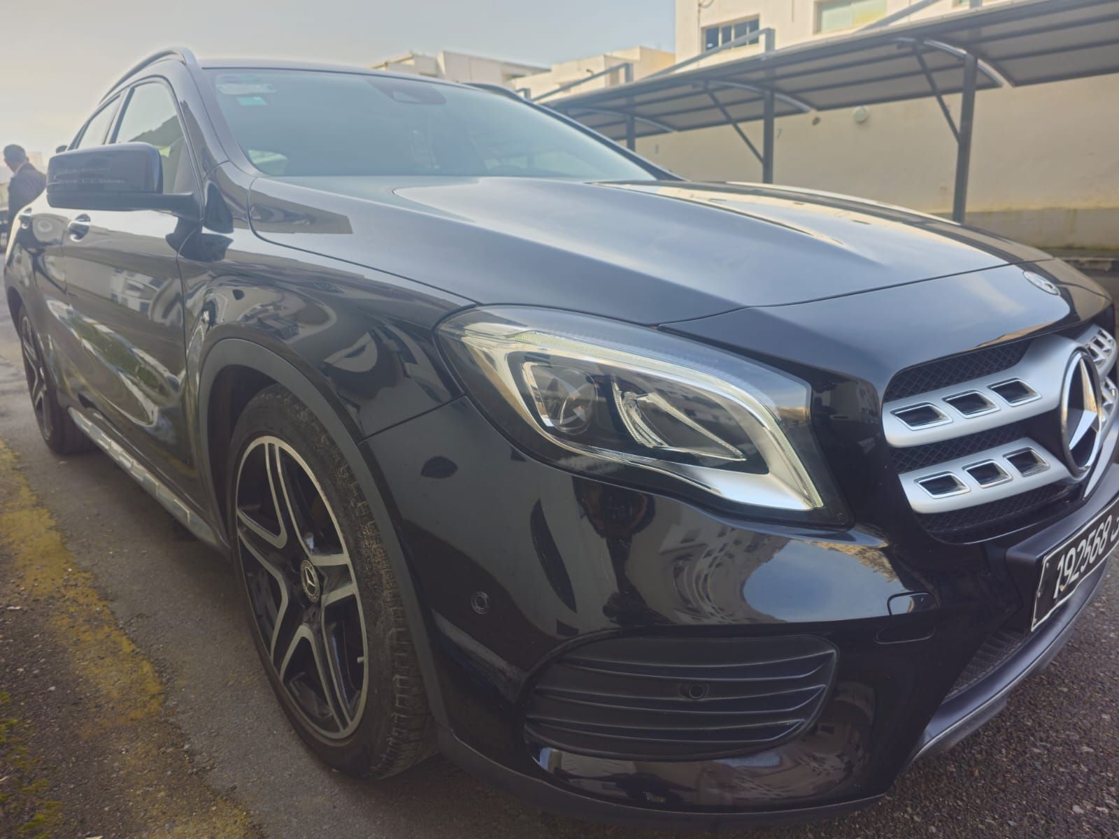 Mercedes-Benz GLA AMG à Tunis - Photo 1