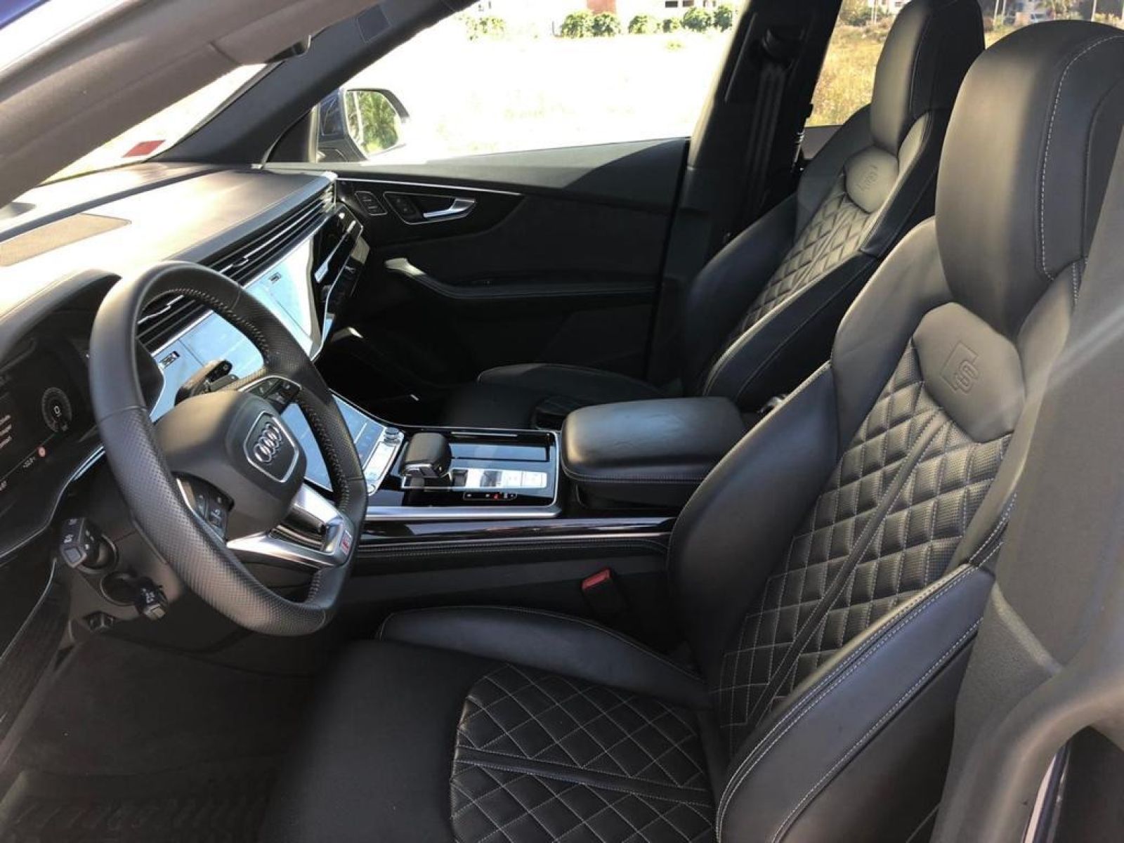 Audi Q8 S_Line à Tunis - Photo 5