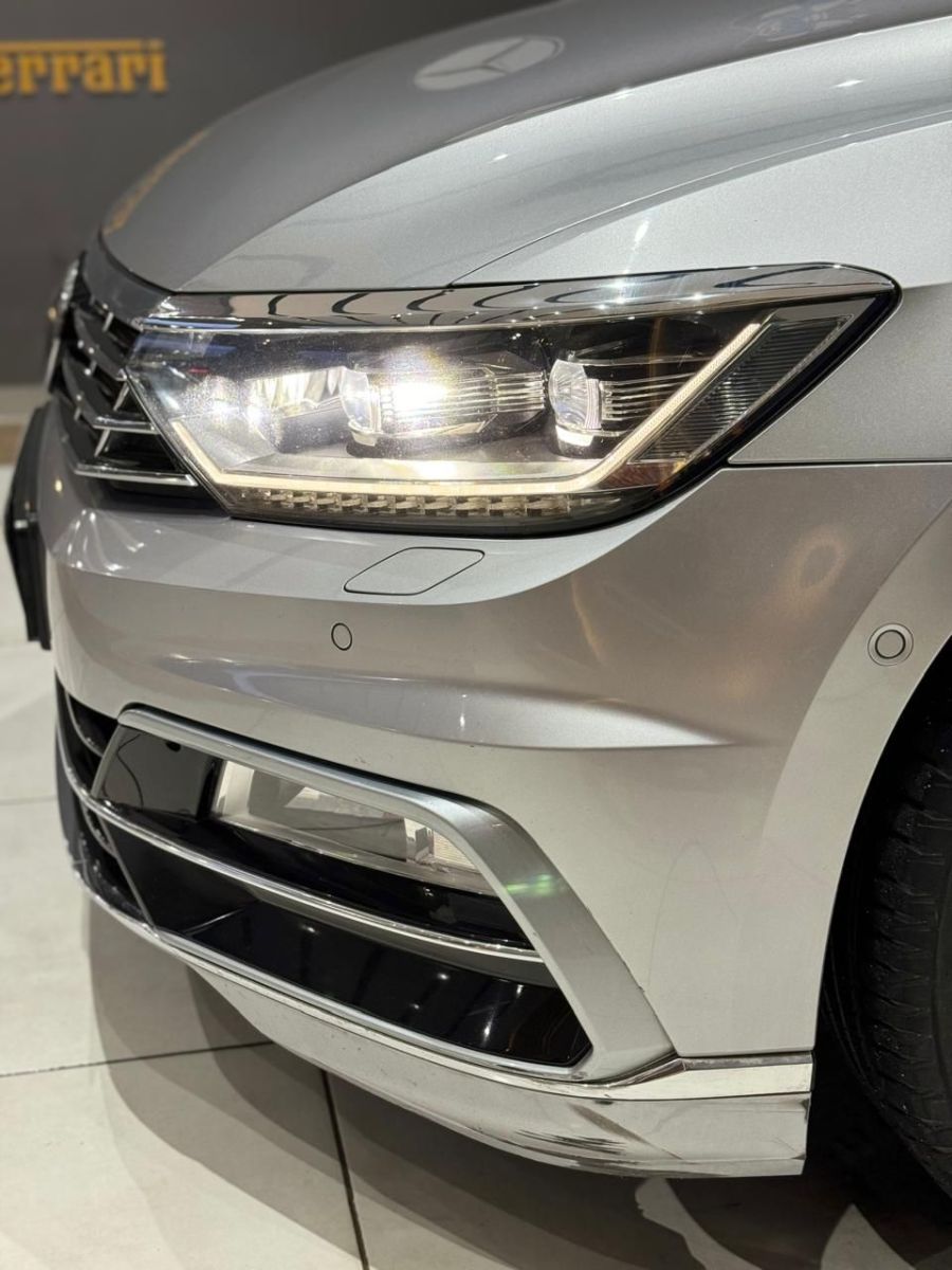 Volkswagen Passat R-Line à Tunis - Photo 8