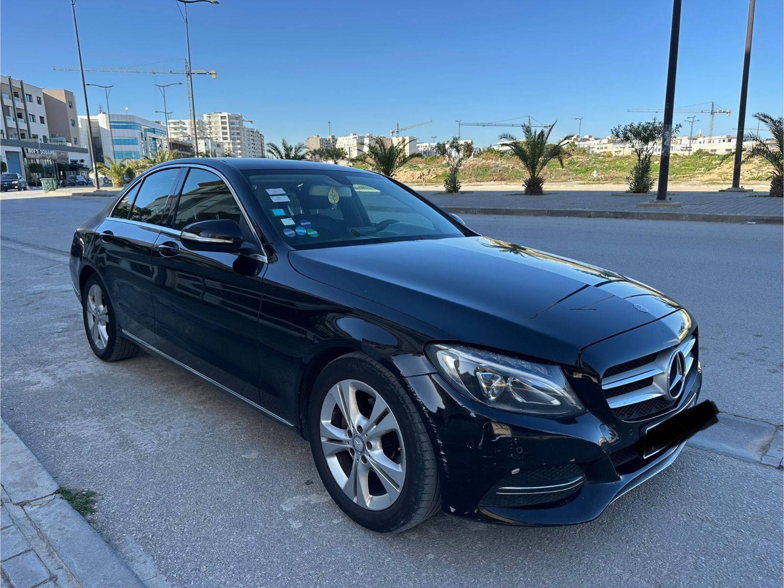 Mercedes-Benz Classe C à Ariana - Photo 2